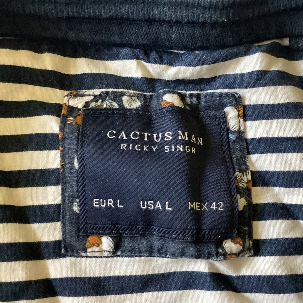 Cactus Man Geometric Pattern Tee - Picture 3 of 7